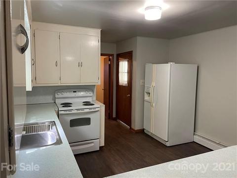 79 Candy Ln, Sylva, NC 28779 photo 9
