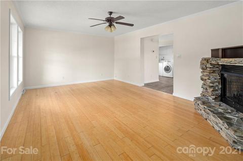 63 Phillipsville Loop, Canton, NC 28716 photo 6
