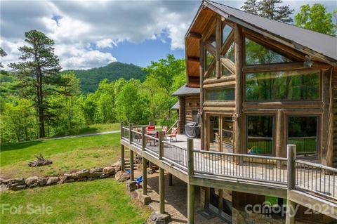 422 Jay Bird Dr, Sylva, NC 28779 photo 2