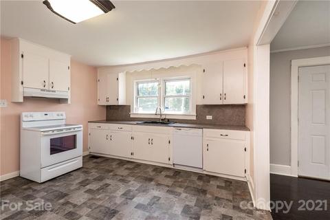 401 E Carpenter St, Maiden, NC 28650 photo 13