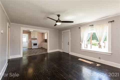 401 E Carpenter St, Maiden, NC 28650 photo 11