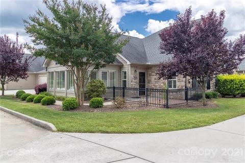 846 Ledgestone Ct, Tega Cay, SC 29708 photo 1