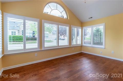 846 Ledgestone Ct, Tega Cay, SC 29708 photo 15