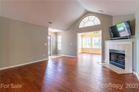 846 Ledgestone Ct, Tega Cay, SC 29708 photo 11