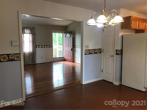 4920 Thoreau Dr, Conover, NC 28613 photo 9