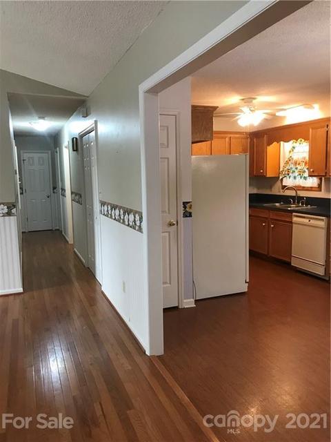 4920 Thoreau Dr, Conover, NC 28613 photo 3