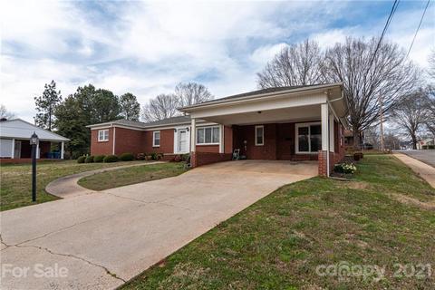 219 E Carpenter St, Maiden, NC 28650 photo 1
