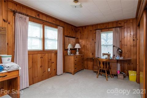 219 E Carpenter St, Maiden, NC 28650 photo 18