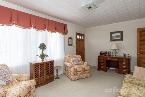 219 E Carpenter St, Maiden, NC 28650 photo 13