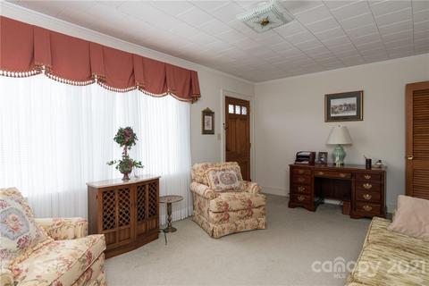 219 E Carpenter St, Maiden, NC 28650 photo 12