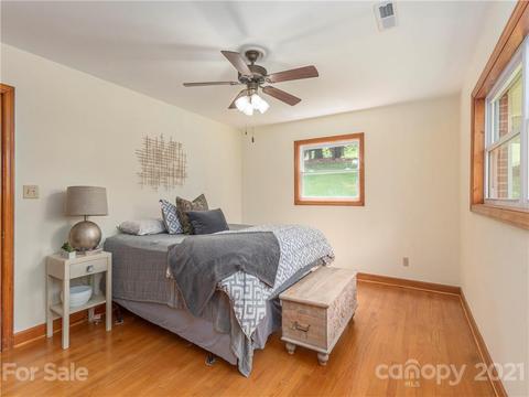 88 Dandelion Dr, Clyde, NC 28721 photo 15