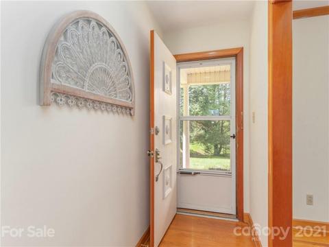 88 Dandelion Dr, Clyde, NC 28721 photo 4