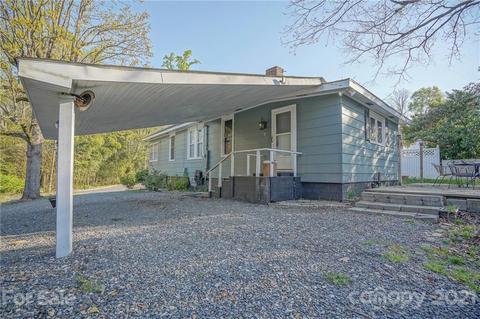 143 Pine St, Badin, NC 28009 photo 6