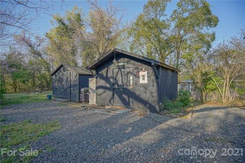 143 Pine St, Badin, NC 28009 photo 11