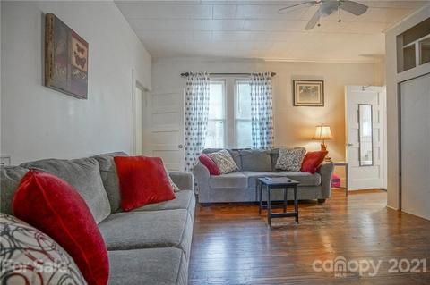 143 Pine St, Badin, NC 28009 photo 33