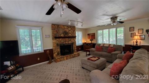 37 Homeplace Ln, Hickory, NC 28601 photo 5