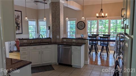 1806 Willis Ct, Fort Mill, SC 29708 photo 2