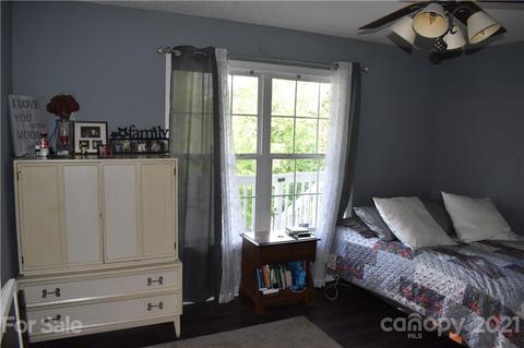 338 Pleasant View Dr, Marion, NC 28752 photo 9