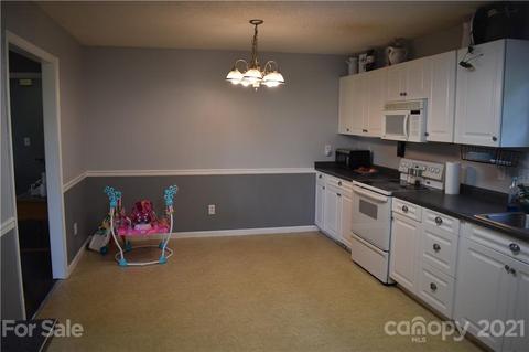 338 Pleasant View Dr, Marion, NC 28752 photo 13