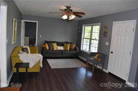 338 Pleasant View Dr, Marion, NC 28752 photo 6