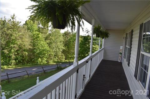 338 Pleasant View Dr, Marion, NC 28752 photo 5