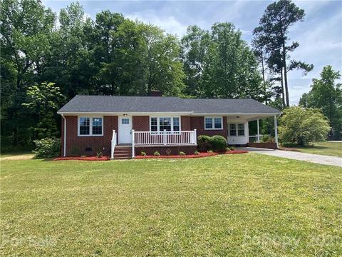 1041 Darlene Blvd, Lancaster, SC 29720 photo 3
