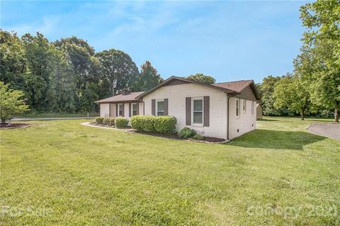 795 E Ridge Rd, Salisbury, NC 28144 photo 3