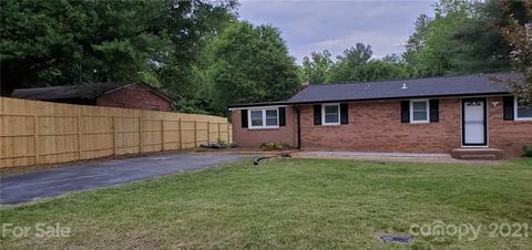 1708 Prestige Dr, Newton, NC 28658 photo 3