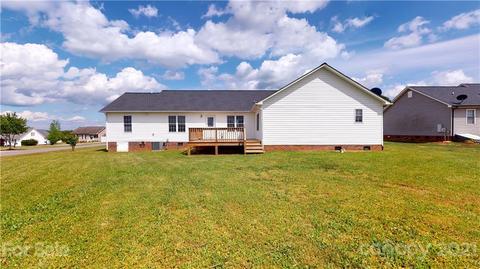 5030 Deer Run Dr, Crouse, NC 28033 photo 2