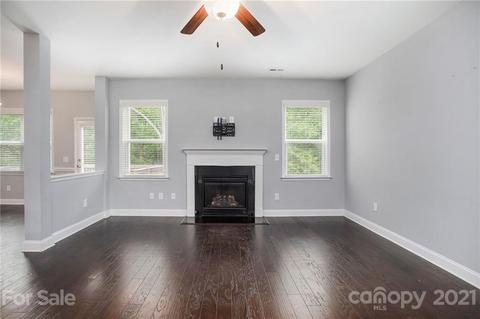 21904 Torrence Chapel Rd, Cornelius, NC 28031 photo 5