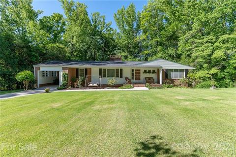 905 Forest Dr, Lancaster, SC 29720 photo 3