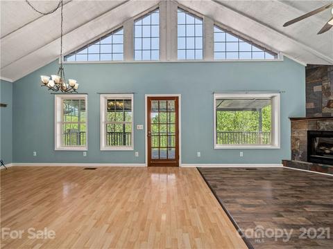 657 Sprinkle Branch Rd, Marshall, NC 28753 photo 3