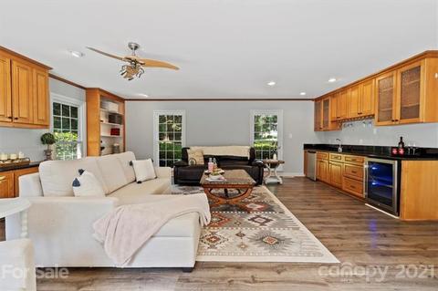 14401 Hackamore Dr, Matthews, NC 28105 photo 10