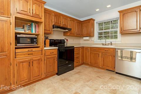 331 Wilson Dr, Brevard, NC 28712 photo 13