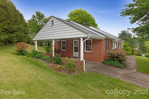 331 Wilson Dr, Brevard, NC 28712 photo 2
