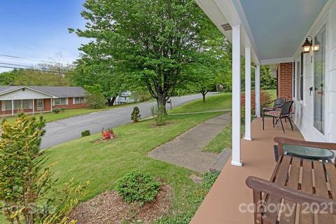 331 Wilson Dr, Brevard, NC 28712 photo 6