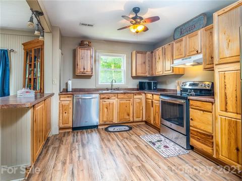 292 Canter Ln, Sylva, NC 28779 photo 9