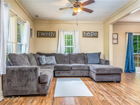 292 Canter Ln, Sylva, NC 28779 photo 6