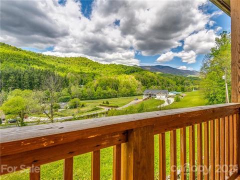 292 Canter Ln, Sylva, NC 28779 photo 1