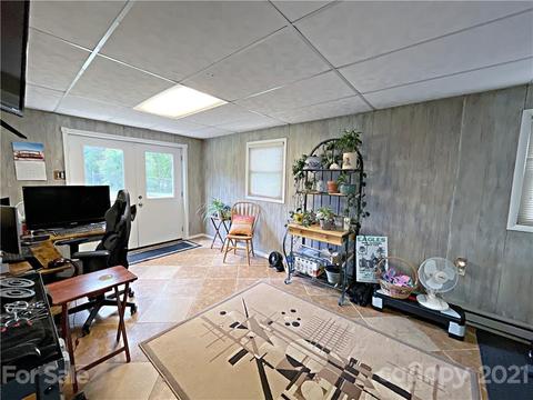 5097 Clearview Ct, Conover, NC 28613 photo 12