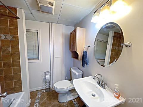 5097 Clearview Ct, Conover, NC 28613 photo 14