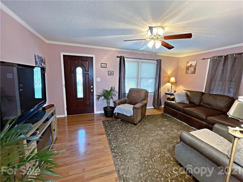 5097 Clearview Ct, Conover, NC 28613 photo 2