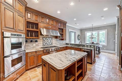 13710 Robert Walker Dr, Davidson, NC 28036 photo 22