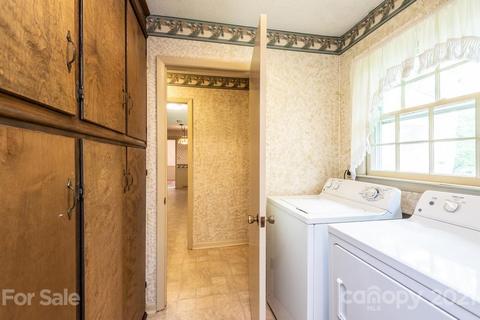 601 4th Ave NE, Conover, NC 28613 photo 22