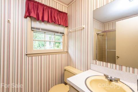 601 4th Ave NE, Conover, NC 28613 photo 35