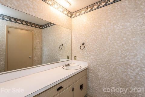 601 4th Ave NE, Conover, NC 28613 photo 27