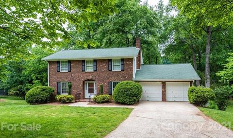 601 4th Ave NE, Conover, NC 28613 photo 2