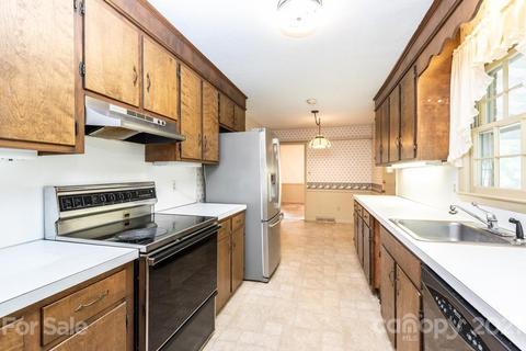 601 4th Ave NE, Conover, NC 28613 photo 18