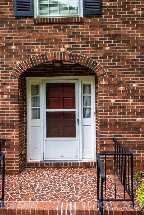 601 4th Ave NE, Conover, NC 28613 photo 5