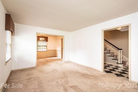 601 4th Ave NE, Conover, NC 28613 photo 9